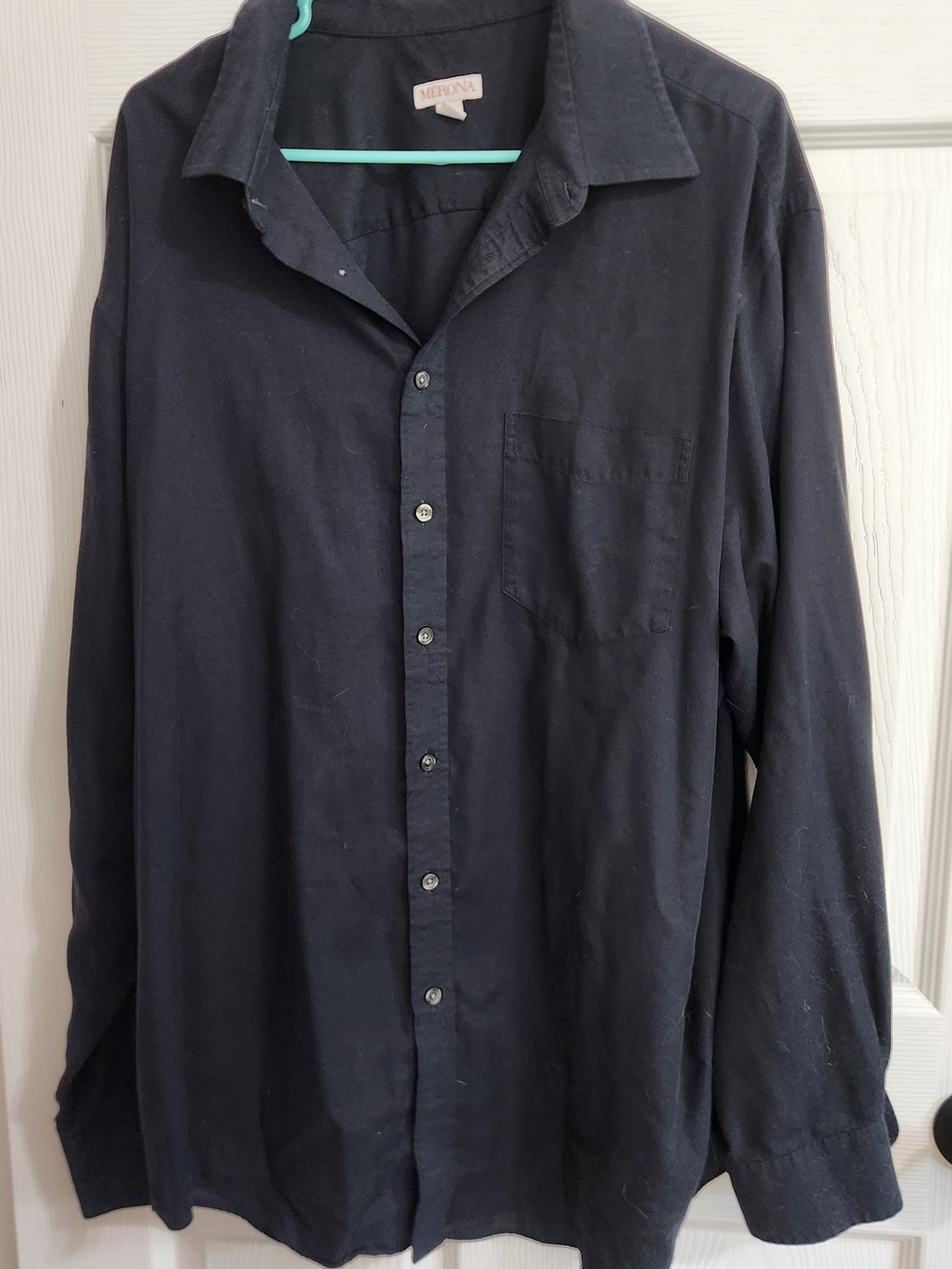 Merona Men's Long-Sleeve Button-Up Shirt in Dark Navy